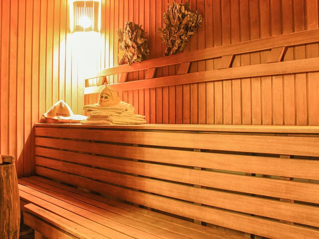 Hotel Kilikiya Užhorod Esterno foto