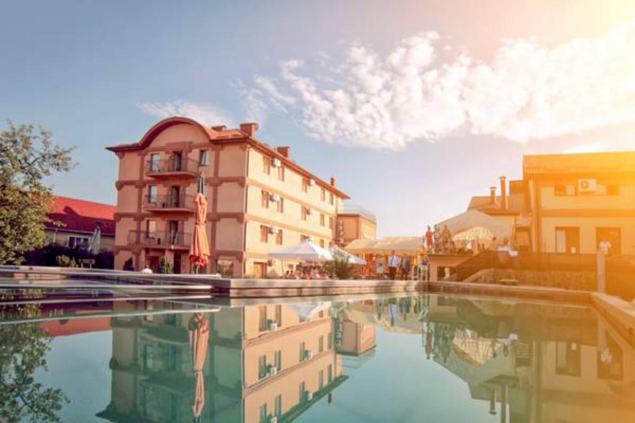 Hotel Kilikiya Užhorod Esterno foto